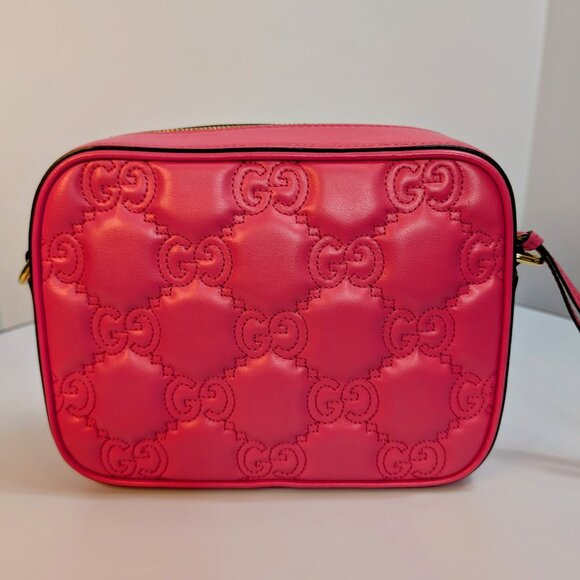 Gucci GG Hot Pink Matelasse Leather Double-Strap Camera Bag - Picture 6 of 16
